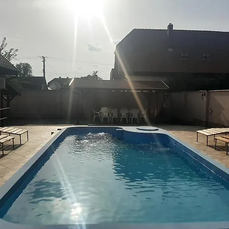 2 Féröhelyes * Balatonlelle